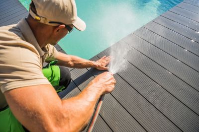 Deck Maintenance Contractors