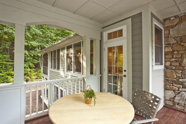 Cost of Covered Porch Installation in Farmington
